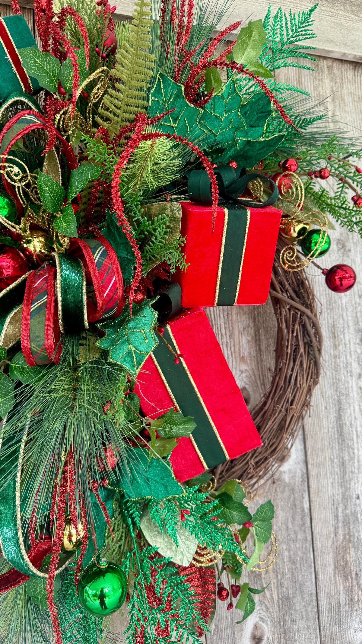 Luxury Christmas Grapevine Wreath – Red, Green & Gold Holiday Door Decor