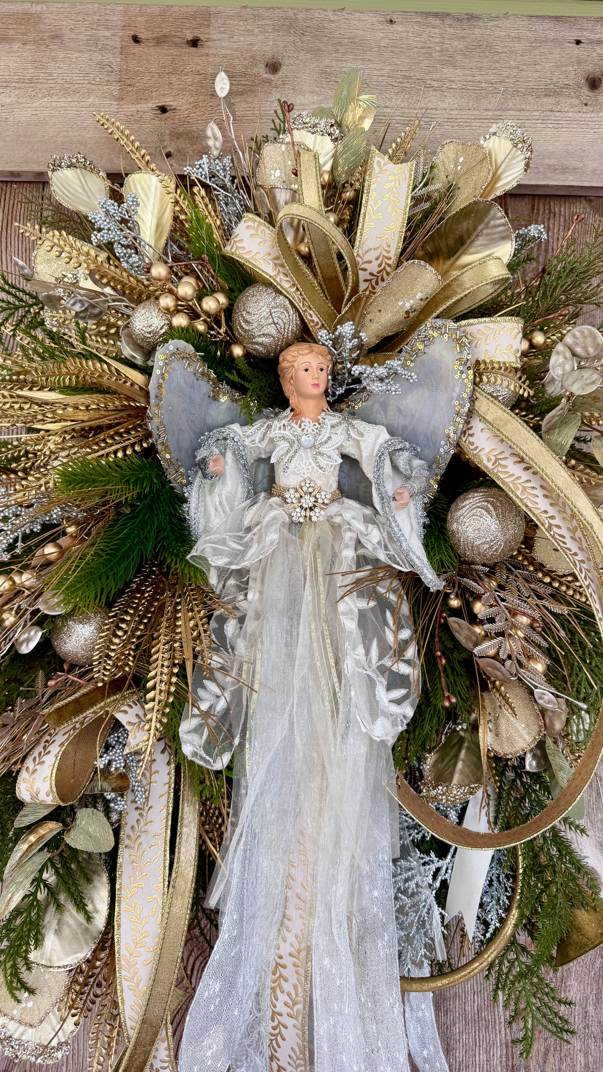 Elegant Christmas Angel Grapevine Wreath | Gold & Champagne Holiday Door Decor
