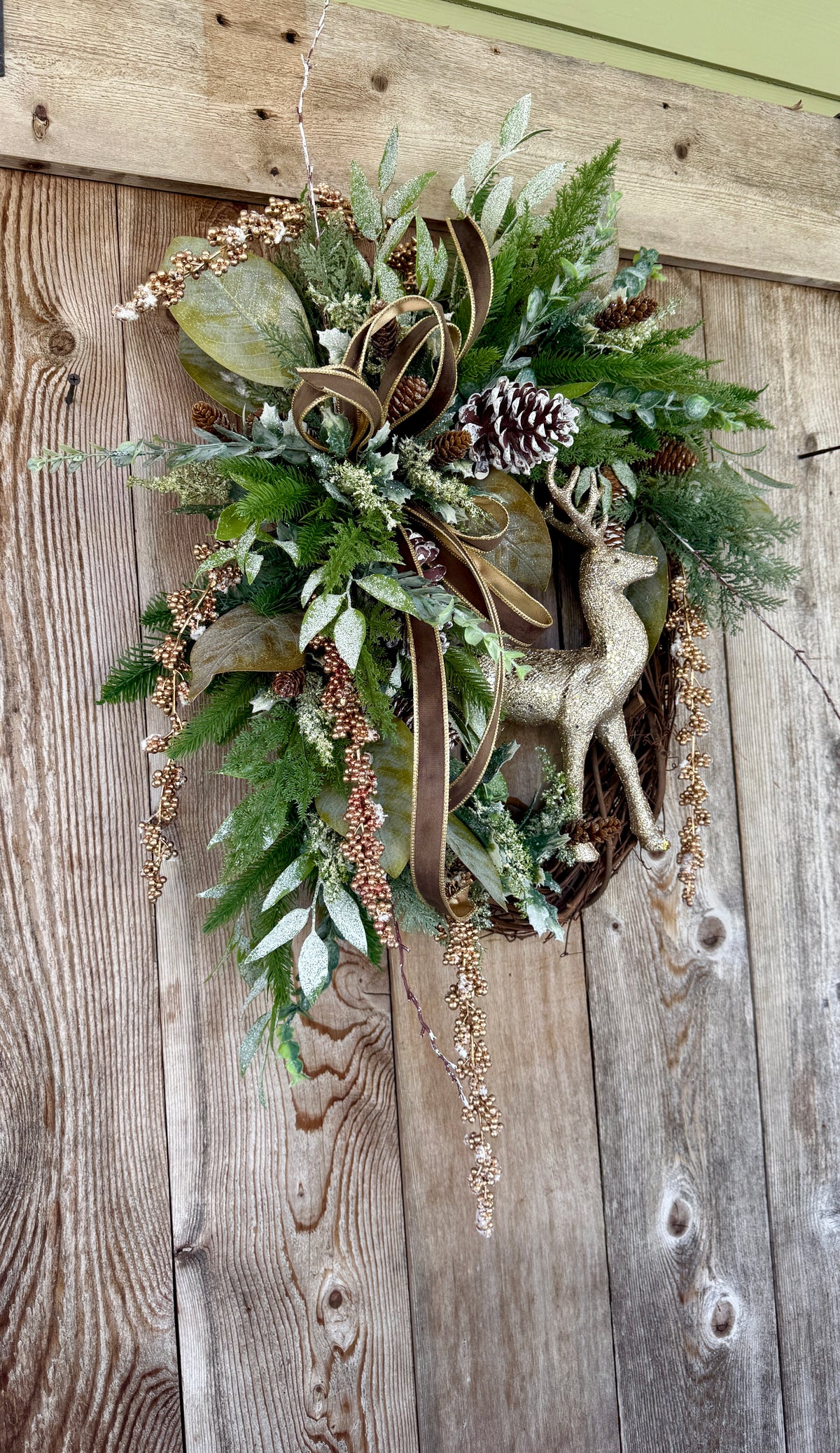 Elegant Champagne Gold Reindeer Christmas Grapevine Wreath | Luxury Woodland Holiday Door Decor