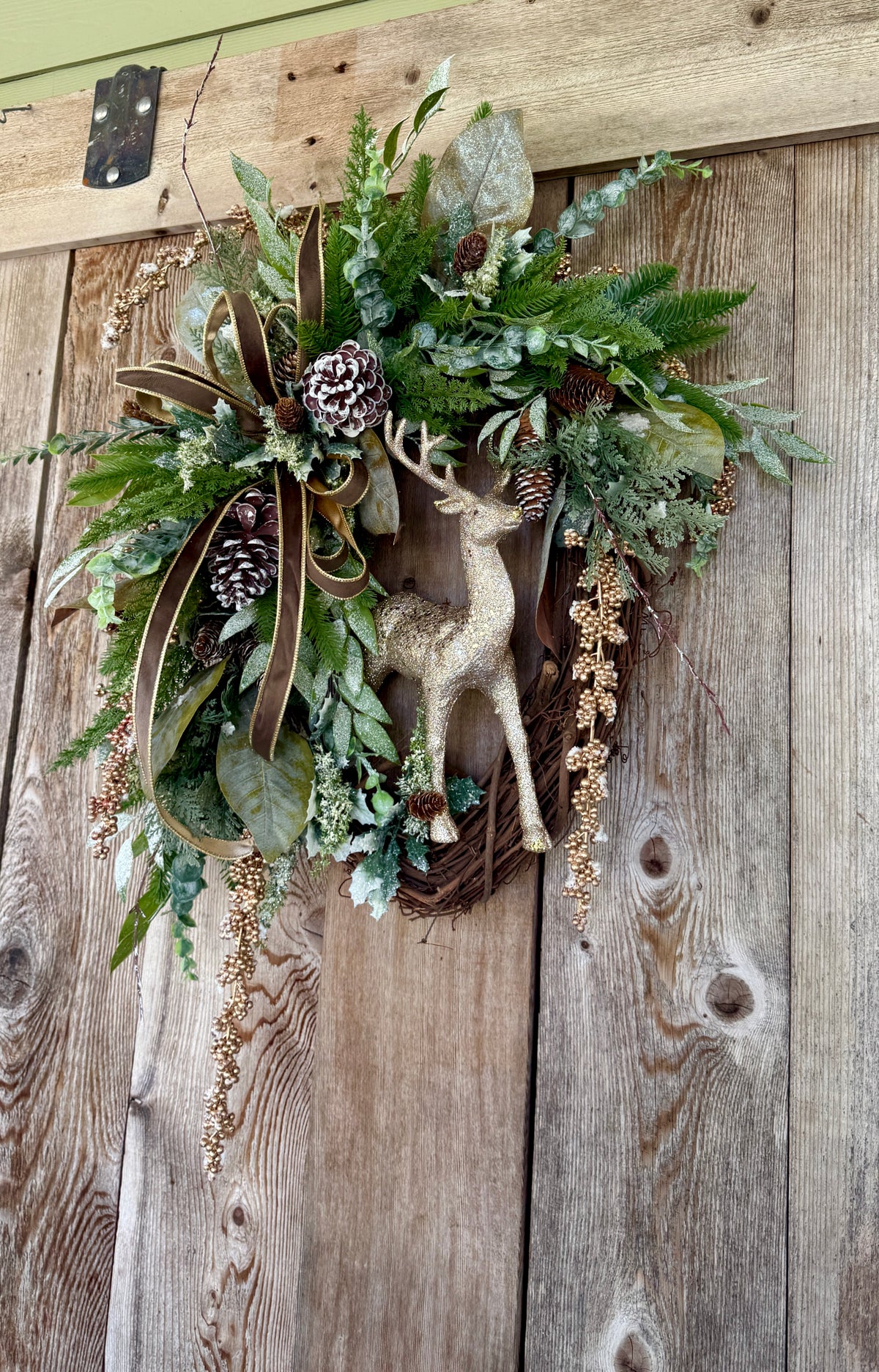 Elegant Champagne Gold Reindeer Christmas Grapevine Wreath | Luxury Woodland Holiday Door Decor